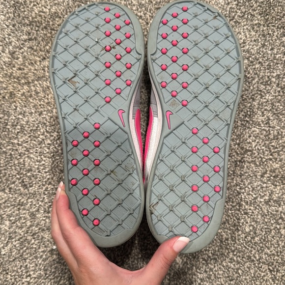 Nike Golf Shoes - Picture 5 of 5